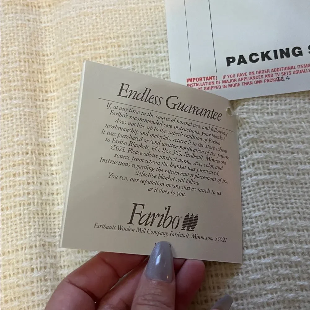 Faribo Wool Plus Thermal Cream Afghan Woven Tassel 50x60 Faribault USA NEW